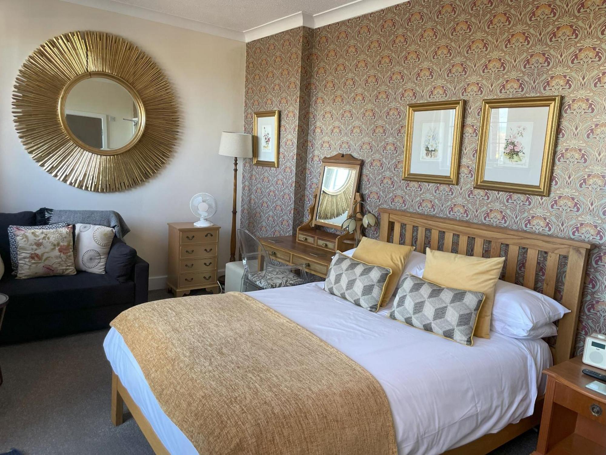 Knights Court Hotell Great Yarmouth Exteriör bild